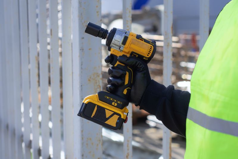 Steel Fencing Service