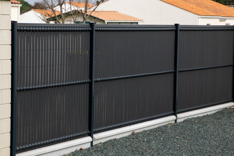 Steel Fencing in Various Environments